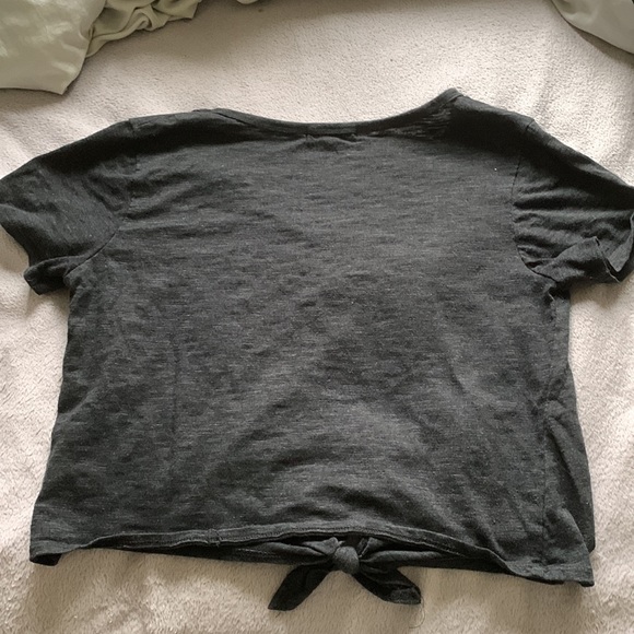 Black Crop Top with faux buttons and twist knot - Picture 2 of 3